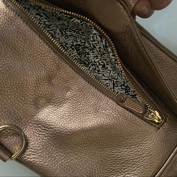 Rebecca Minkoff gold metallic leather with gold chain Daddy MAC purse EUC - Picture 5 of 15